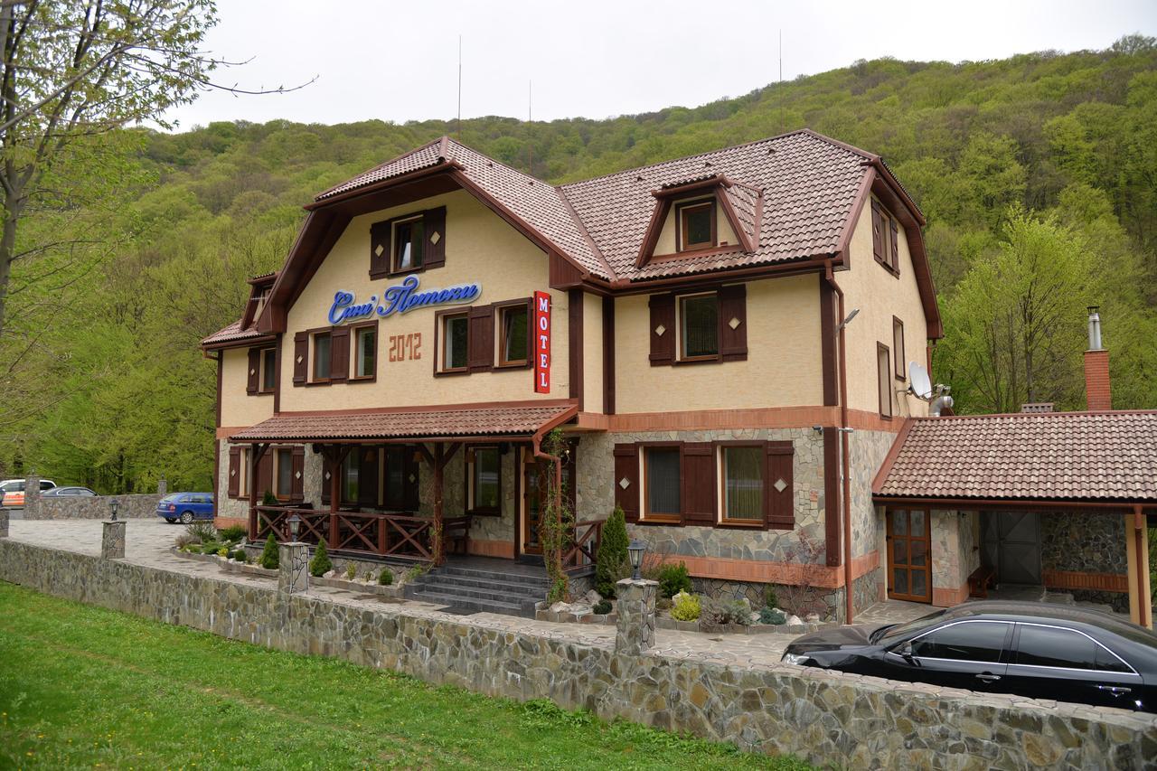 Syni Potoky Motel Szolyva Kültér fotó