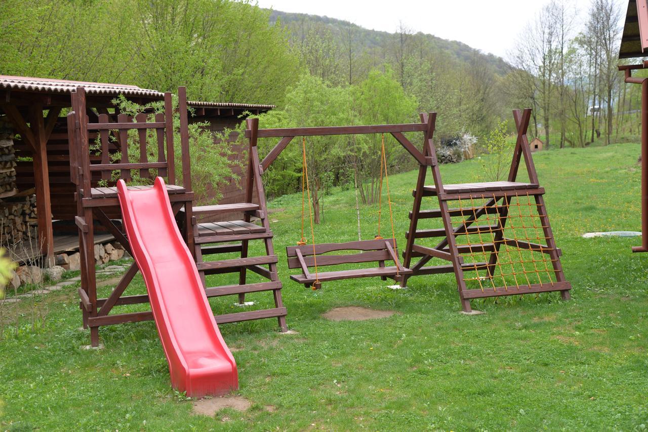Syni Potoky Motel Szolyva Kültér fotó
